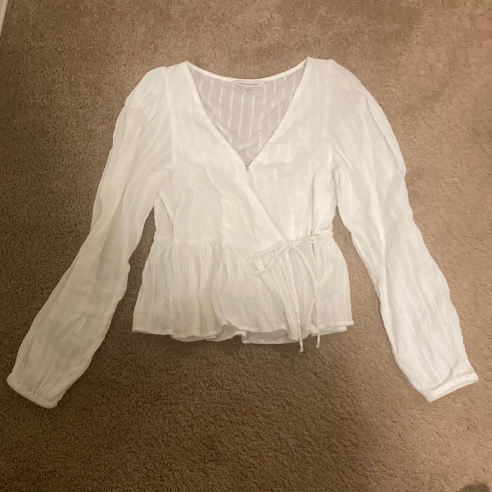 3/$10 American Eagle White Peplum Wrap Top XS